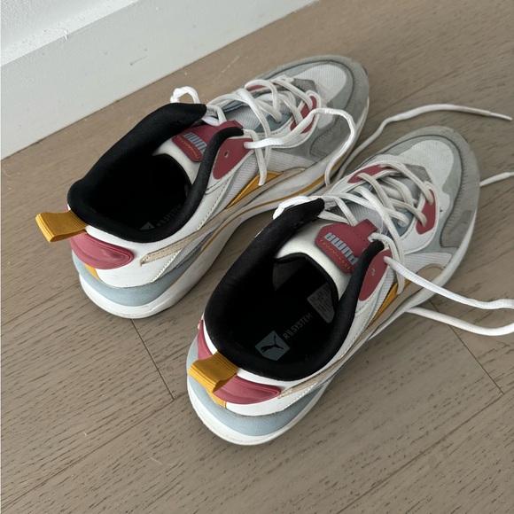 Puma Women’s Trainers - Picture 3 of 7